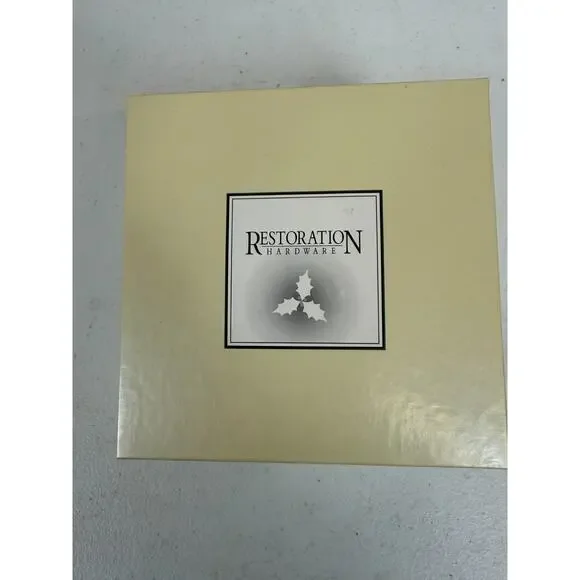 Restoration Hardware Christmas Holly‎ Leaves & Berries Candlesticks Silver Tone - Picture 5 of 5